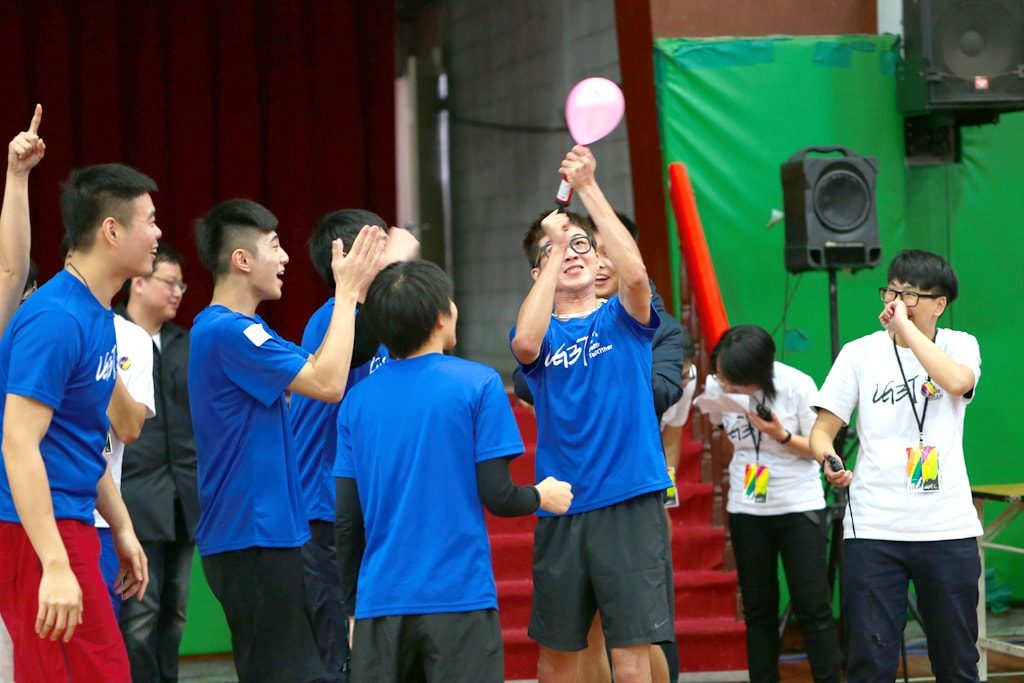 台灣同志運動會（台湾LGBT運動会）2016の風船空気入れ競争