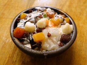 台北・石牌のおすすめグルメ店「水龜伯古早味」の雙仙鬧奶