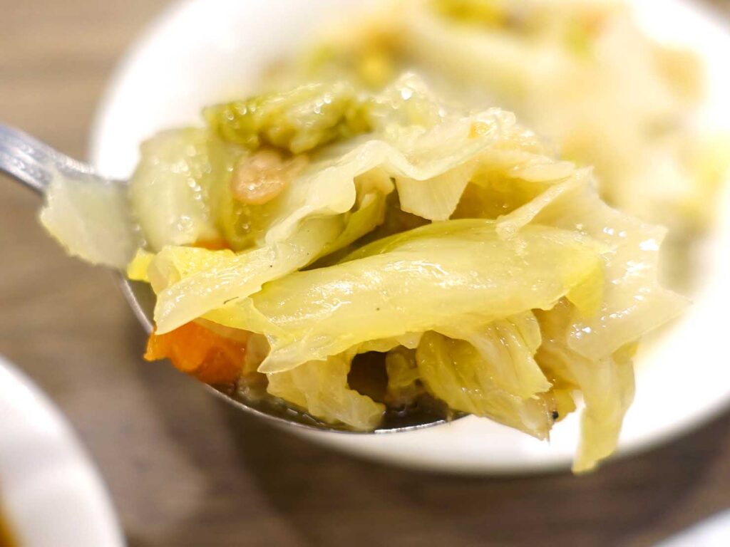 台北・大安のおすすめグルメ店「一流清粥小菜」の魯白菜