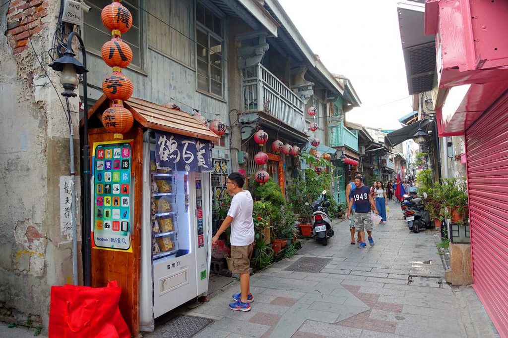 台湾の古都・台南のおすすめ観光スポット「神農街」の入り口