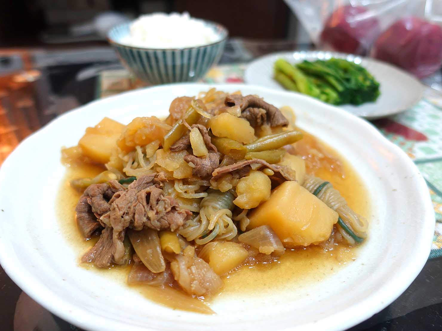 台湾家庭の必需品「大同電鍋（ダートン・ディエングオ）」で作った肉じゃが