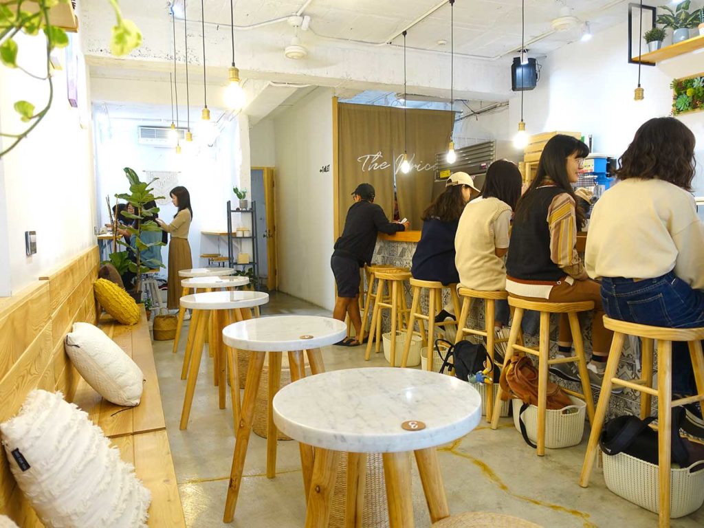 台北・中山駅周辺のおすすめグルメ店「The Wrice 來時」の店内