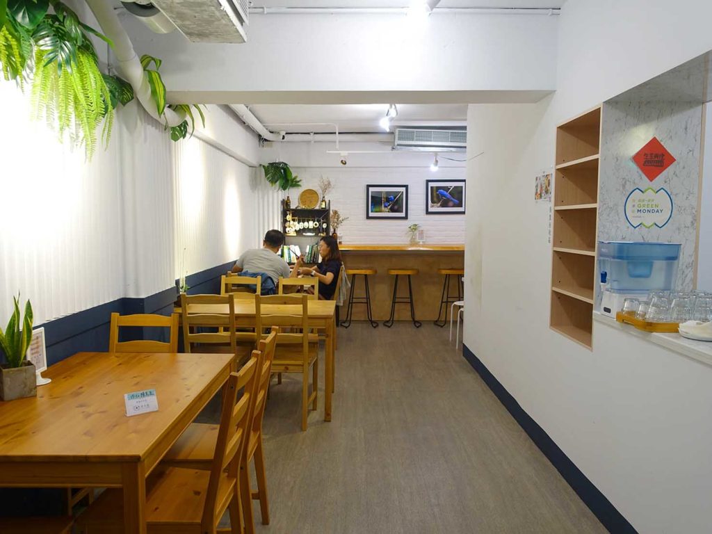 台北・國父紀念館エリア(東區)のおすすめグルメ店「愛米菜」の店内