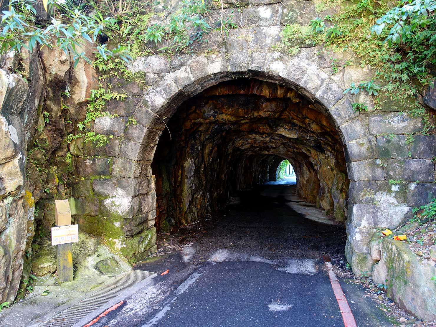 台北・九份にあるトンネル「磅坑口」