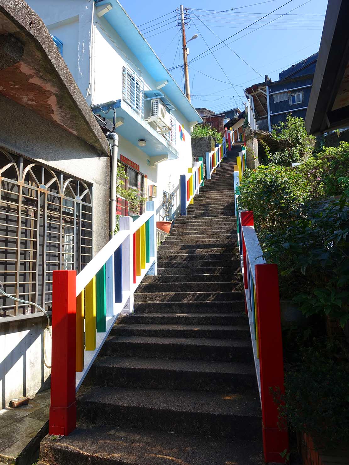 台北・金瓜石の集落に伸びる階段