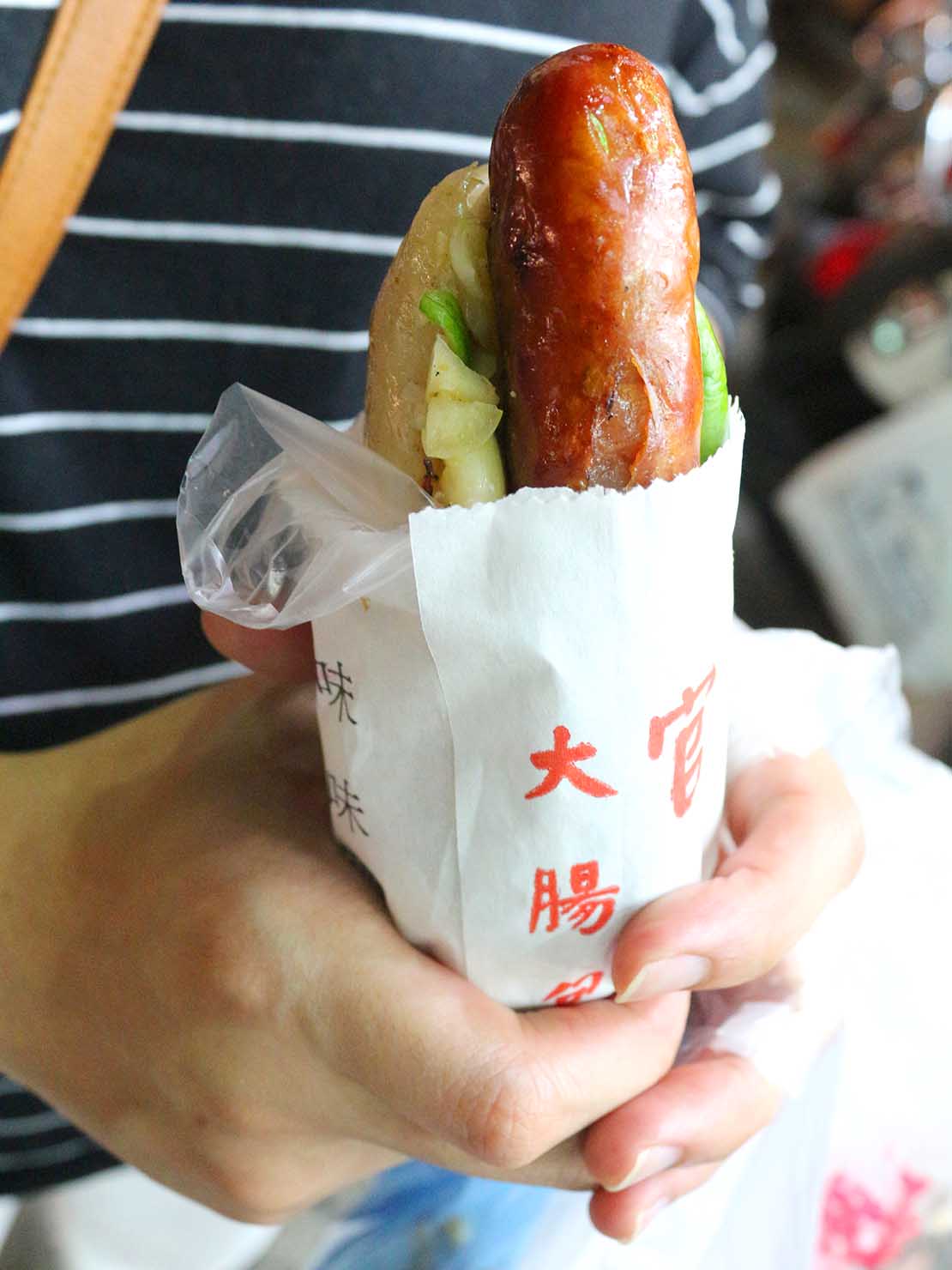 台湾夜市の定番グルメ「大腸包小腸」