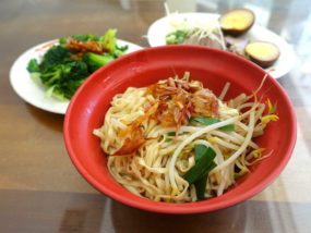 台北・忠孝新生駅周辺のおすすめグルメ店「名前のない臨沂街の麺店」の意麵