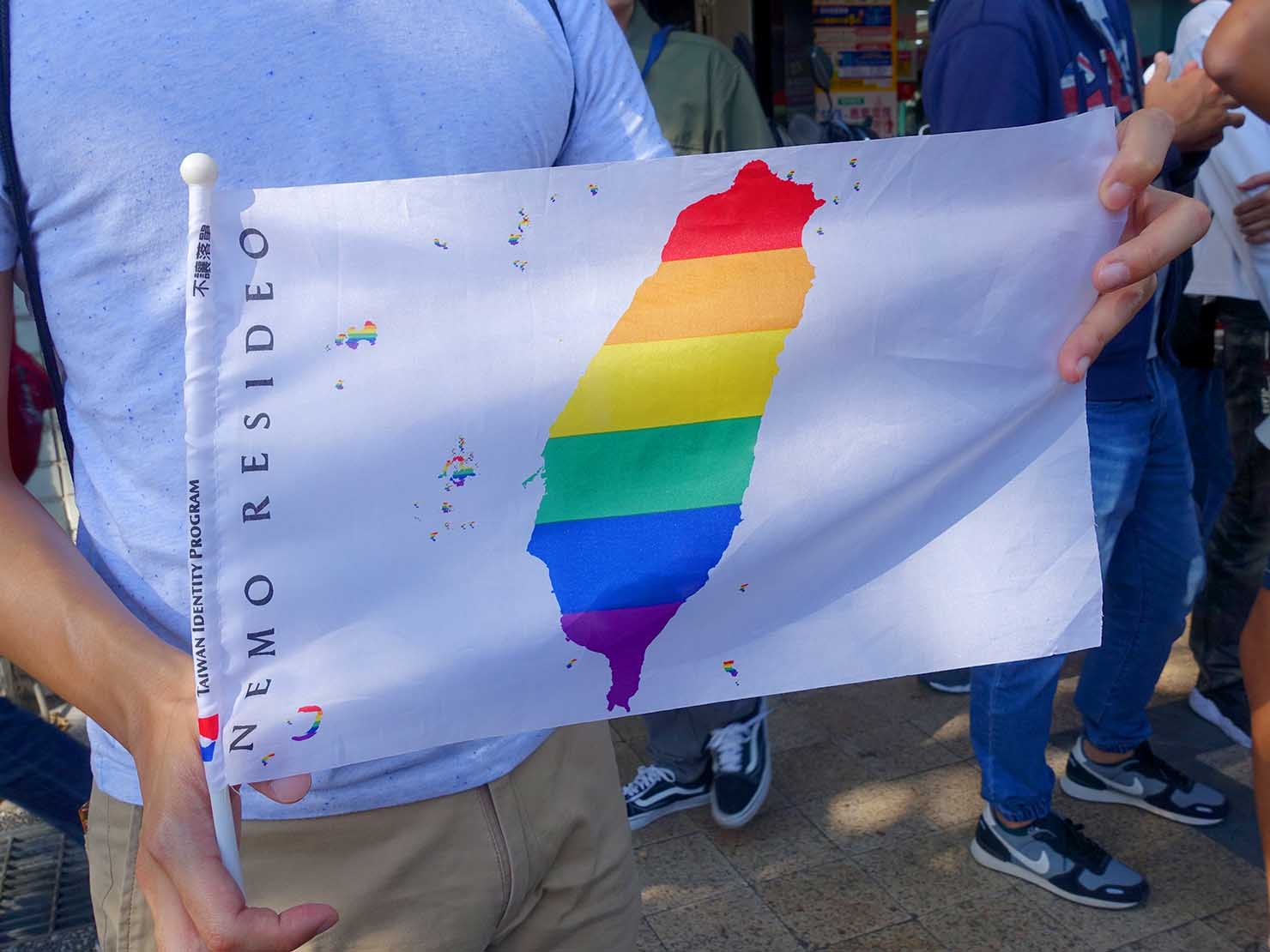 台中同志遊行（台中LGBTプライド）2019の台湾のカタチをしたレインボーフラッグ