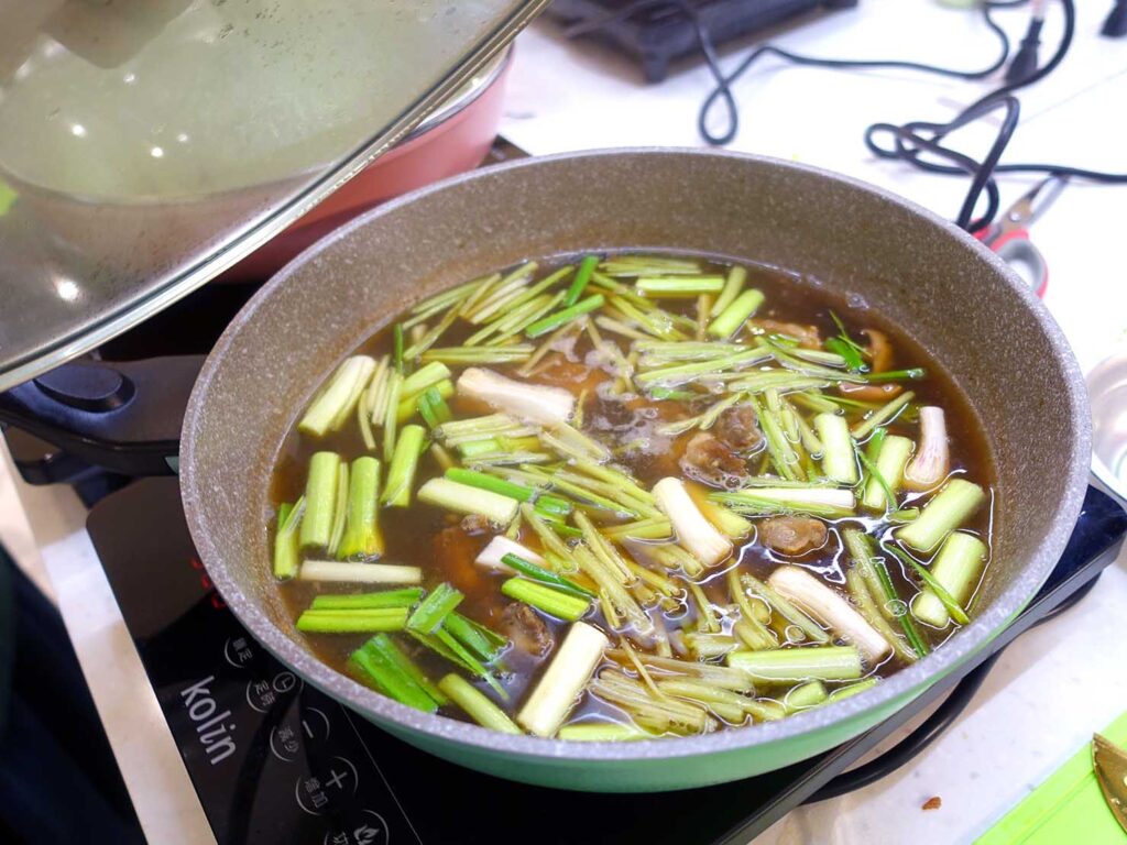 台湾料理教室＆プライベートレストラン「好客台北 Be My Guest Taipei」で作ったスープが完成
