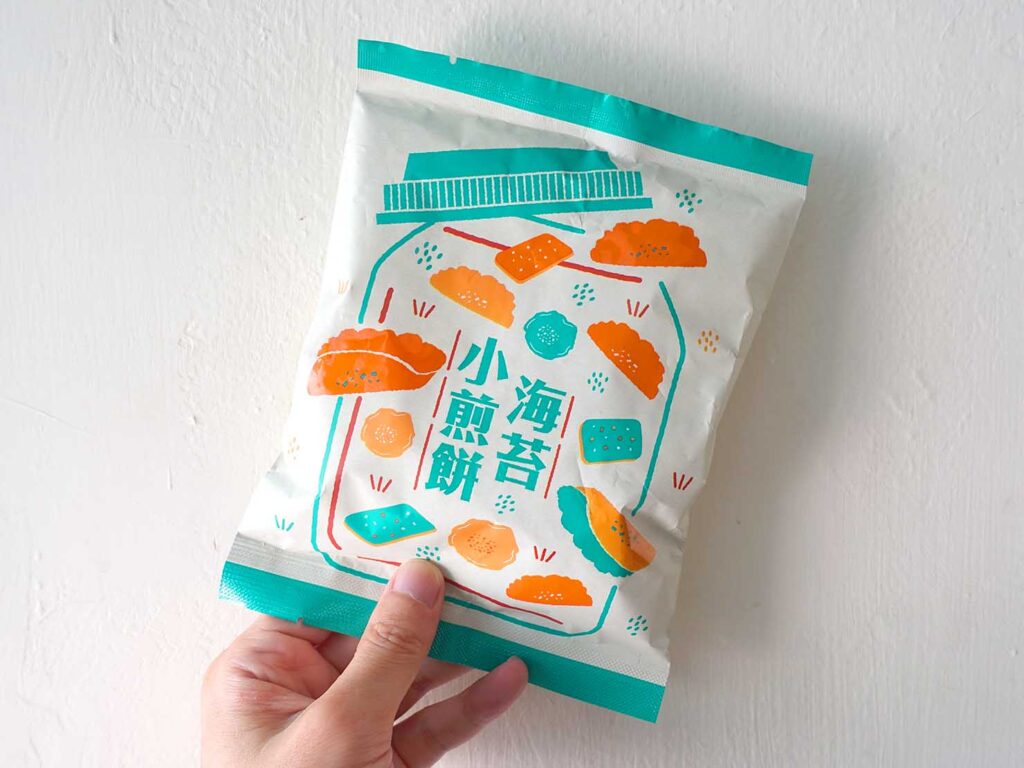 台湾セブンイレブンの傳統零食シリーズ「海苔小煎餅」のパッケージ