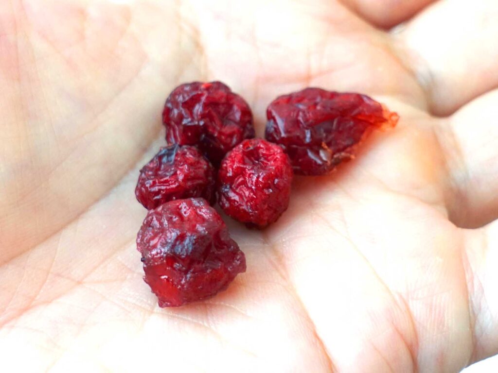 台湾のファミリーマートで買えるドライフルーツ「全果蔓越莓乾」