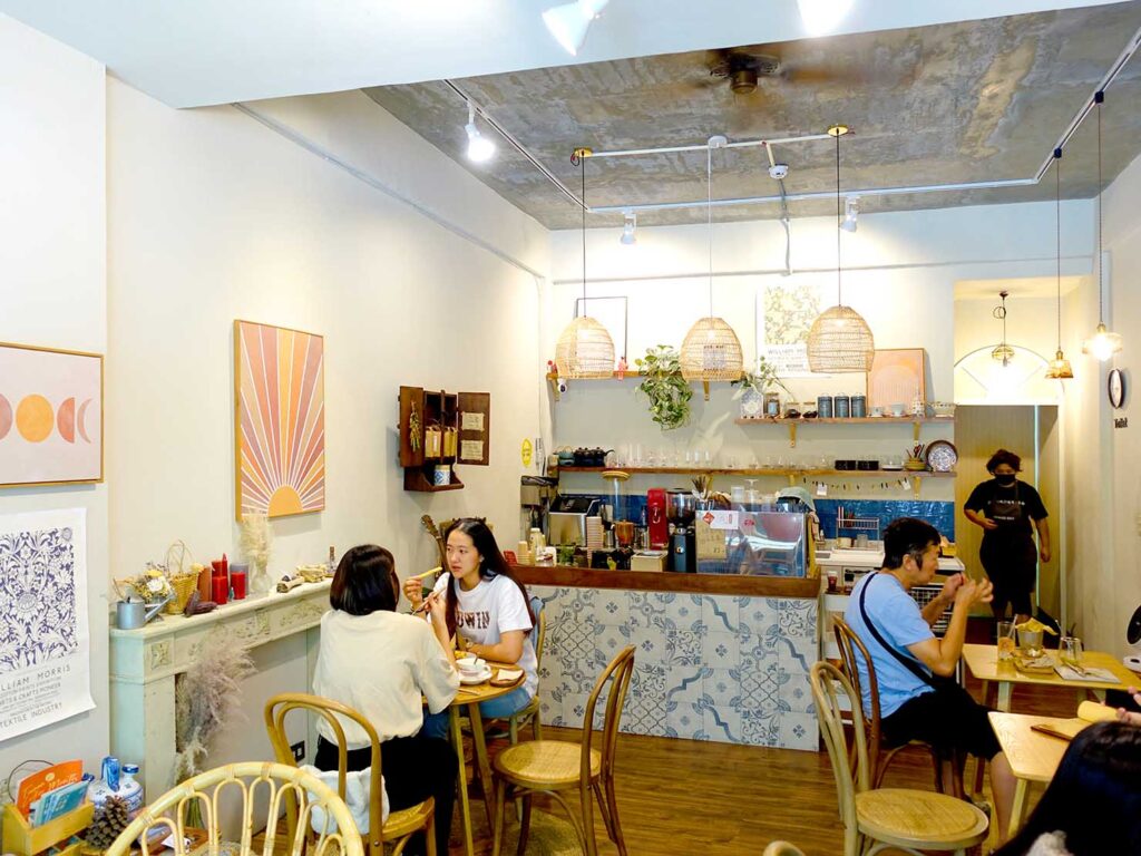 日月潭・水社のおすすめカフェ「日月潭遊牧 Nomad day café 」のカウンター