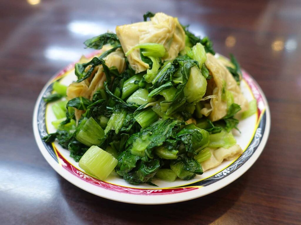 台湾の小菜（小皿おかず）「雪菜炒豆皮」