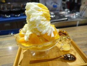 台北・公館夜市(台湾大学)周辺のおすすめスイーツ「Mr.雪腐」の芒果feat優格