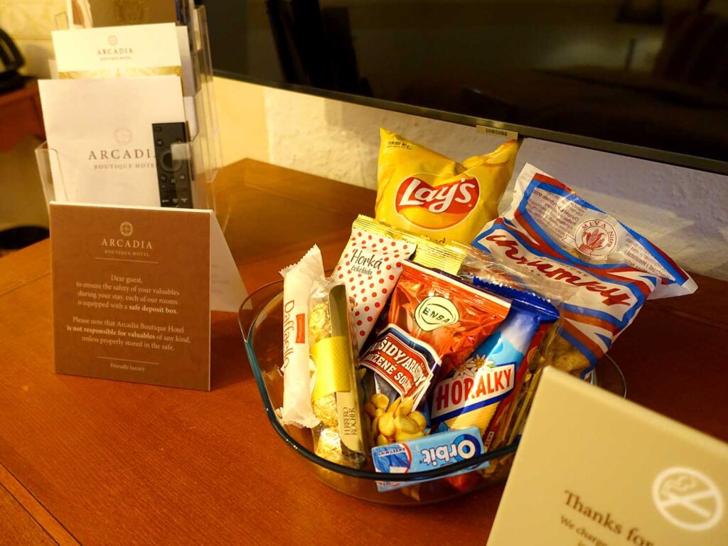 スロバキア・ブラチスラバのおすすめホテル「Arcadia Boutique Hotel」デラックスルームのスナック