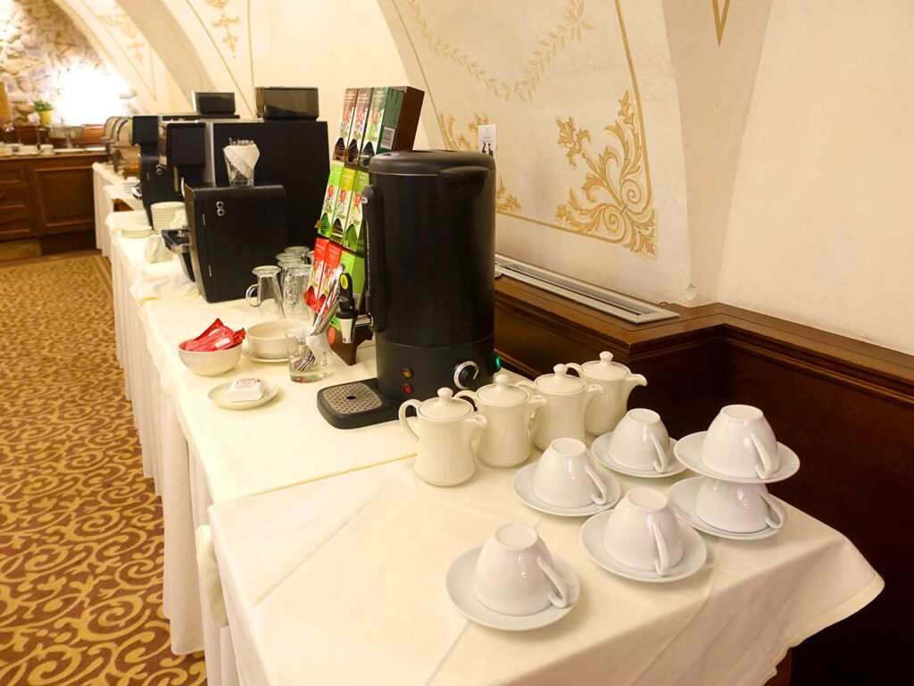 スロバキア・ブラチスラバのおすすめホテル「Arcadia Boutique Hotel」の朝食(コーヒー)