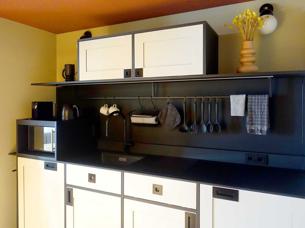 オーストリア・ウィーンのおすすめアパートメントホテル「WELTWIEN Apartments」スタンダードアパートメントのキッチン